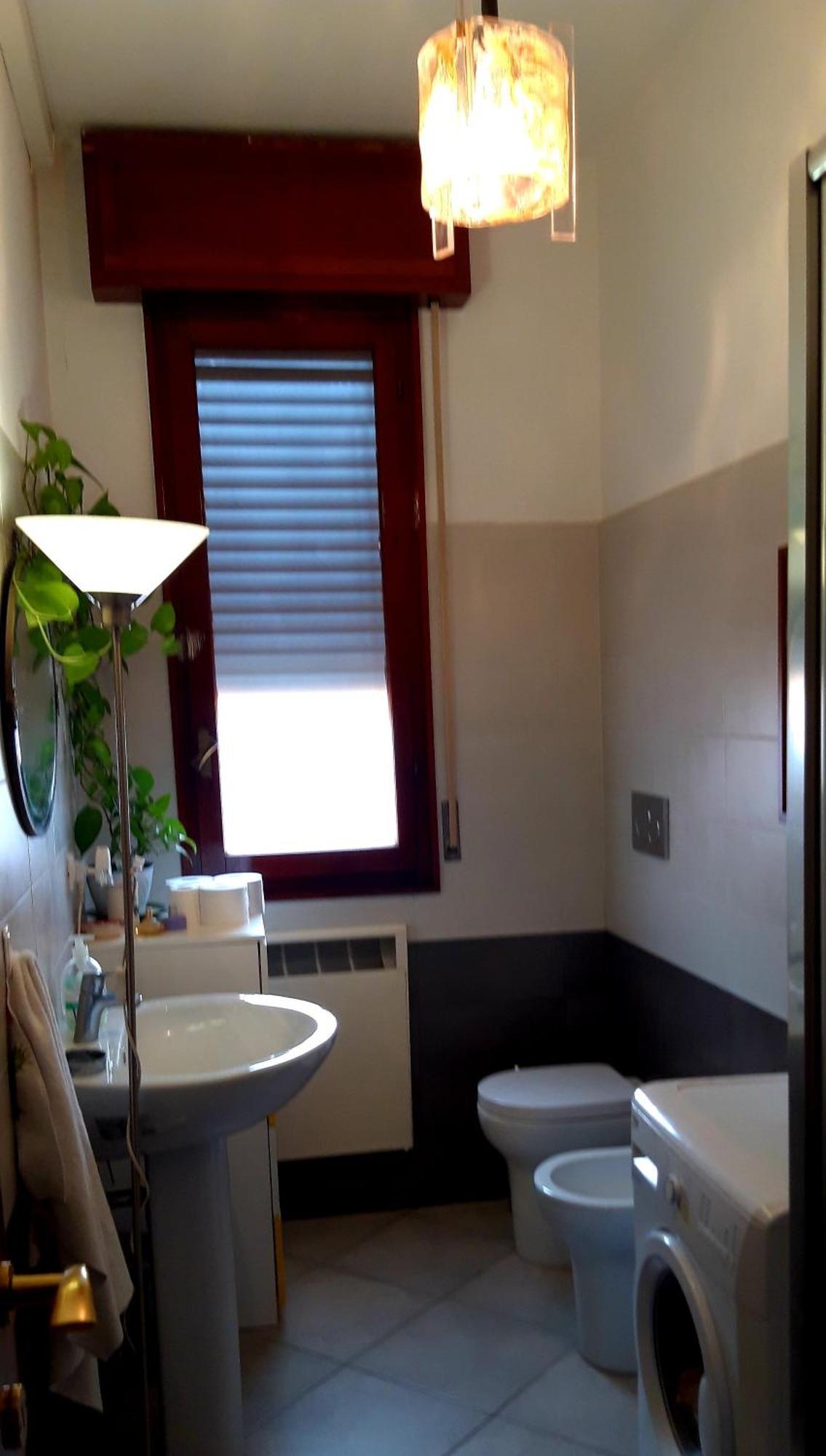 Camera Luminosa Ed Elegante Hotel Болоня Екстериор снимка